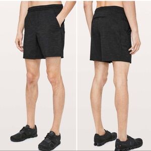 Lululemon Pace Breaker Shorts 9” lined